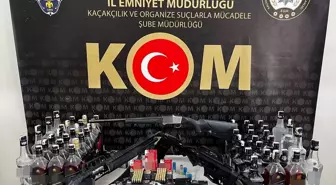 Sivas'ta Kaçakçılıkla Mücadele Operasyonu: 50 Litre Kaçak Alkol ve Silahlar Ele Geçirildi