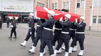 Sivas'ta Akciğere Pıhtı Atması Sonucu Vefat Eden Polis Memuruna Tören Düzenlendi