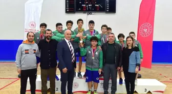 Osmaniye'de yıldızlar basketbol il birinciliği müsabakaları yapıldı