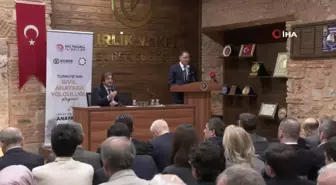 Şeref Malkoç: Mevcut Anayasada Yaşanan Sıkıntılar Uygulamadan Kaynaklanıyor