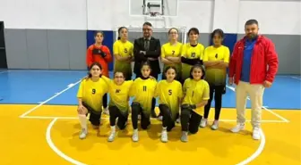 Talas 75. Yıl Mühime Germirli Orta Okulu Futbolda İki Şampiyonluk Elde Etti