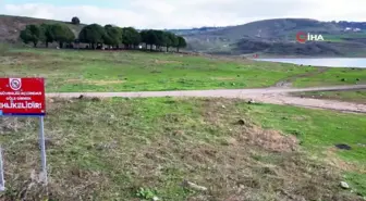 Sazlıdere Barajı'ndaki Uyarı Levhaları Hedef Tahtasına Döndü