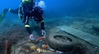 Denizlerden 5 yılda 245 bin ton çöp toplandı