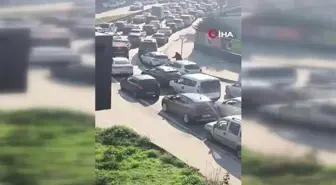 Esenler'de Trafik Kavgası: Sopayla Saldırı Anları Kamerada