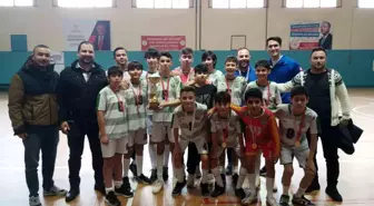 Manisa'da Futsal Yıldız Erkek Müsabakaları: Spil Ortaokulu Şampiyon