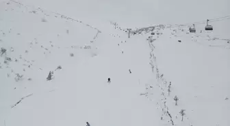 Çambaşı Kayak Tesisleri Yarıyıl Tatilinde Ziyaretçi Akınına Uğradı