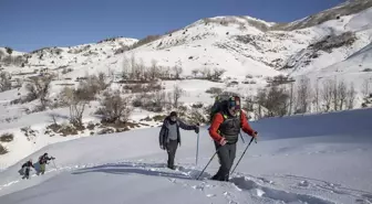 Tunceli Dağcıları Kış Zirvelerine Tırmanıyor