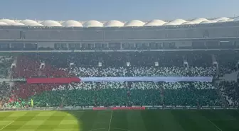 Bursaspor Taraftarından Filistin'e Destek Koreografisi