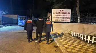 Afyonkarahisar'da Uyuşturucu Ticareti Yapan Aranan Şahıs Yakalandı