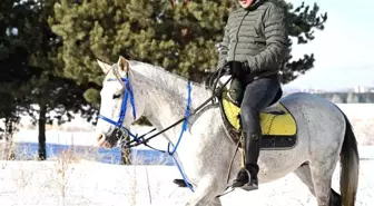 Vali Çiftçi, Erzurum'da Kış Sporları Etkinliklerine Katıldı