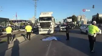 Adana'da Tırın Altında Kalan Motosiklet Sürücüsü Hayatını Kaybetti