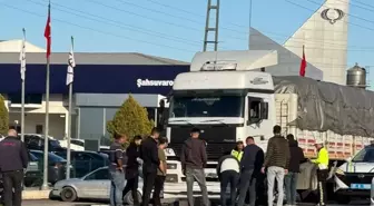 Adana'da Motosiklet Tırla Çarpıştı: 1 Ölü