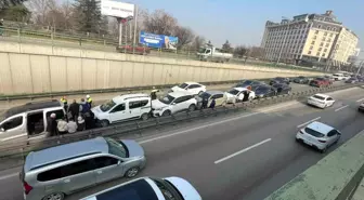 Bursa'da 7 Aracın Karıştığı Zincirleme Kaza