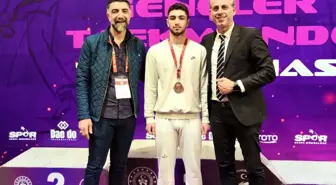 Bedirhan Kaya, Taekwondo Türkiye Şampiyonasında Bronz Madalya Kazandı