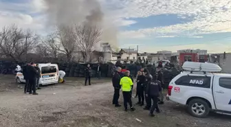 Aksaray'da Müstakil Evde Yangın: 3 Yaşındaki Çocuk Hayatını Kaybetti