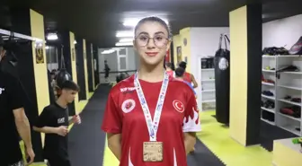 Astım Hastalığını Yenen Genç Muaythai Sporcu 15 Madalya Kazandı