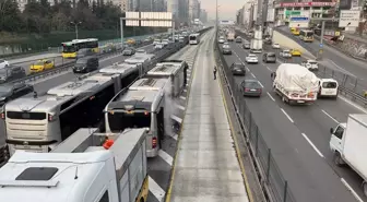 Bahçelievler'de Metrobüs Arızalandı: Yolcular Tahliye Edildi