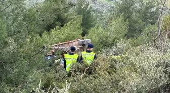 İznik'te Traktör Kazası: Sürücü Hayatını Kaybetti, Eşi Ağır Yaralı