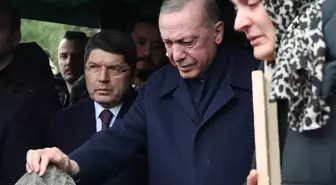 Cumhurbaşkanı Erdoğan, Gültekin ailesinin cenazesinde gözyaşlarını tutamadı