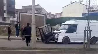 Tekirdağ'da Kamyonet ile Mobilet Çarpıştı: 1 Yaralı