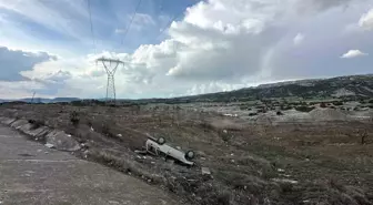 Uşak'ta Takla Atan Otomobilin Sürücüsü Ağır Yaralandı