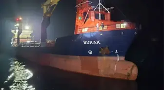 Çanakkale Boğazı'nda Kuru Yük Gemisi Makine Arızası Geçirdi