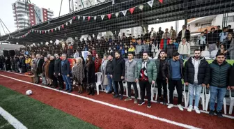 Eski Futbolcular 'Şöhretler Maçı'nda Karşılaştı