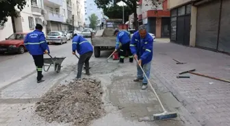 Mersin Akdeniz'de Yol ve Kaldırım Yenileme Çalışmaları