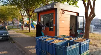 Batman Belediyesi Gündelik 40 Bin Ekmek Dağıtıyor