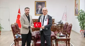 Bulanık Kopspor Başkanı Yasin Temel, Vali Çakır'ı Ziyaret Etti