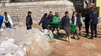 Mersin'de İnşaatta İş Kazası: Bir İşçi Hayatını Kaybetti