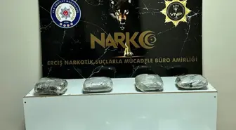 Erciş'te 8 Kilo 750 Gram Esrar Ele Geçirildi