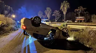 Antalya'da Yayaya Çarpan Otomobil Takla Attı, Sürücü Kaçtı