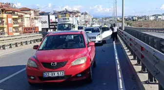 Arızalı Aracını İtmek İsteyen Sürücü İki Kazaya Neden Oldu