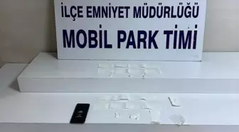 Esenler'de Halk Pazarında Uyuşturucu Ticareti Operasyonu