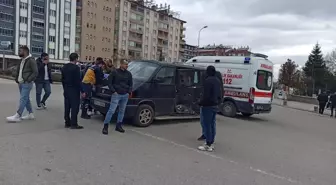 Konya'da Trafik Kazası: 2 Yaralı