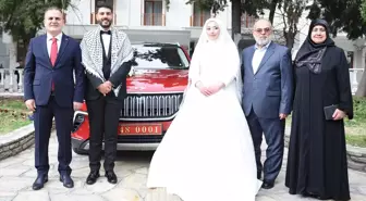 Muğla Valisi, Gazzeli çiftin düğününde nikah şahidi oldu