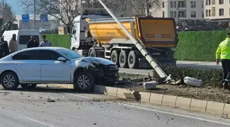 Nurdağı'nda İki Ayrı Trafik Kazasında 2 Kişi Yaralandı