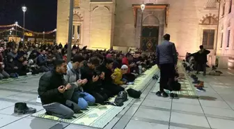 Konya'da Miraç Kandili'nde Yangın Faciası İçin Dua