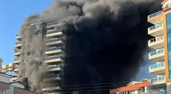 Alanya'da Otel İnşaatında Yangın Çıktı