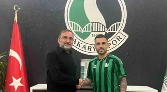 Sakaryaspor, Burak Çoban ile Sözleşme İmzaladı