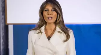 ABD, Melania Trump'ın pozunu konuşuyor