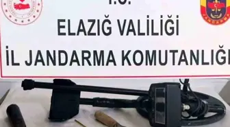 Elazığ'da Kaçak Kazı Yapan İki Şüpheli Yakalandı