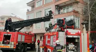 Lüleburgaz'da Apartman Yangını: Maddi Hasar ve Tahliye