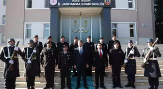 Düzce Valisi Selçuk Aslan, Jandarma Teşkilatıyla Bir Araya Geldi