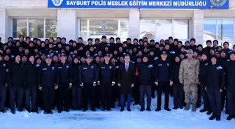 Bayburt Valisi Eldivan, Polis Adaylarıyla Bir Araya Geldi