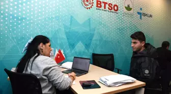 Bursa'da İstihdam Buluşmasında 250 Kişi İş Sahibiyi Oldu