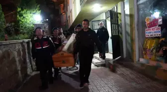 Boşanma Aşamasındaki Eşini Öldüren Polis Memurunun Duruşması