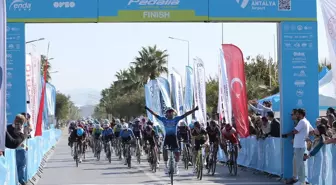 Pedalia Uluslararası Yol Bisiklet Yarış Serisi Alanya'da Başladı