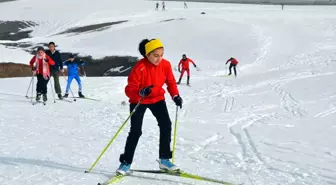 Muş'ta Kayaklı Koşu Takımı Antrenmanlarına Devam Ediyor